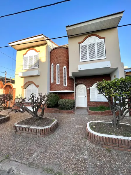 Casa en venta · Villa Luzuriaga, La Matanza, GBA Oeste, Provincia de Buenos Aires