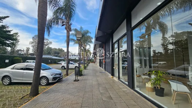 Oficina en alquiler · Barrio Parque Leloir, Ituzaingó, GBA Oeste, Provincia de Buenos Aires