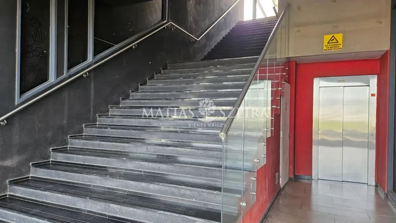 Oficina en alquiler · Barrio Parque Leloir, Ituzaingó, GBA Oeste, Provincia de Buenos Aires