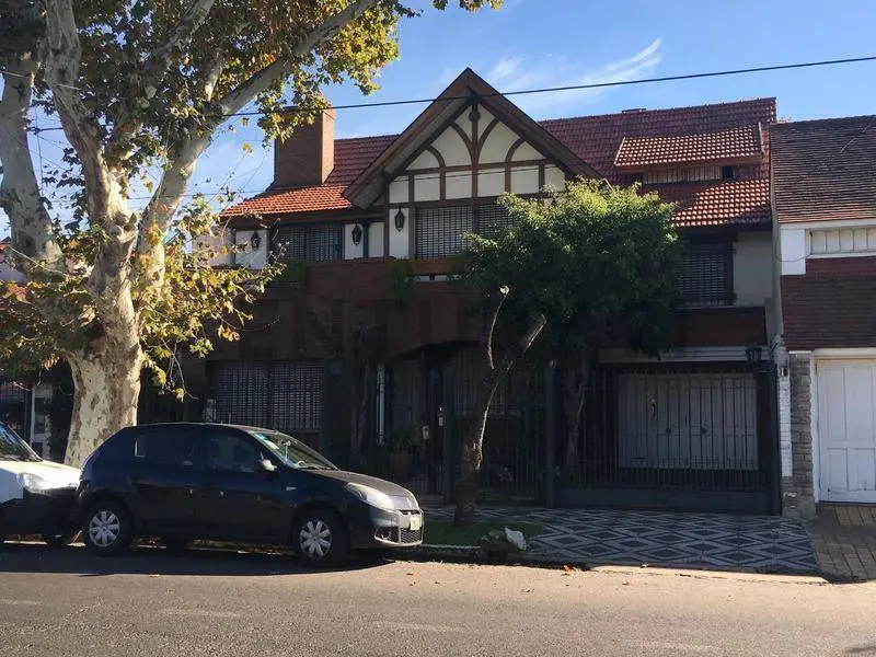Casa en venta · Banfield, Lomas de Zamora, GBA Sur, Provincia de Buenos Aires