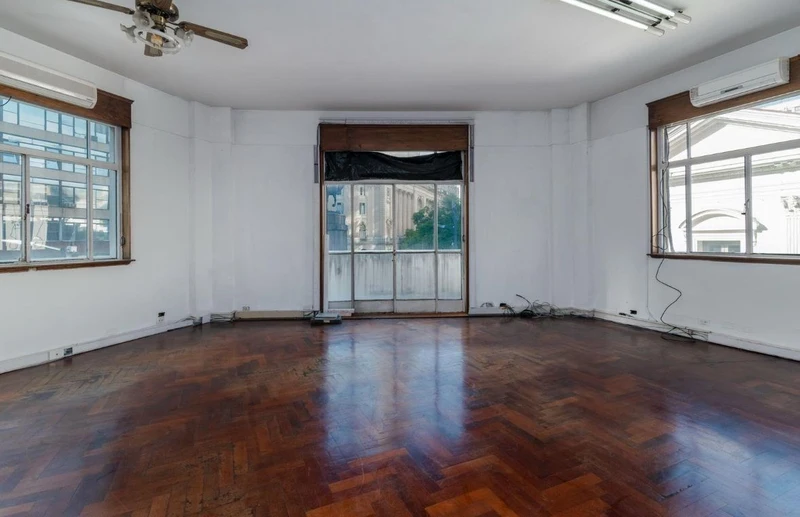 Oficina en venta · Monserrat, CABA