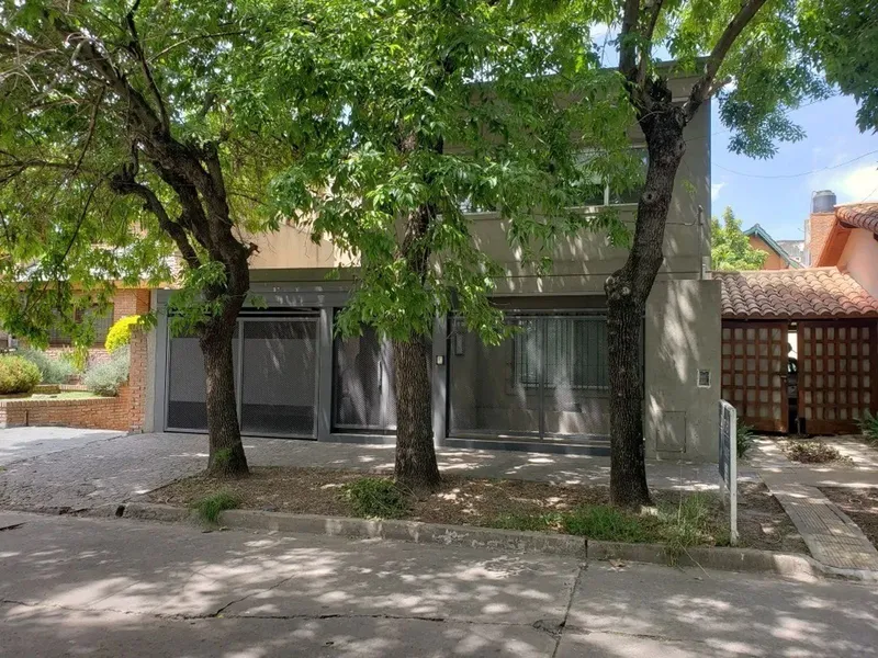Casa en venta · Castelar, Morón, GBA Oeste, Provincia de Buenos Aires