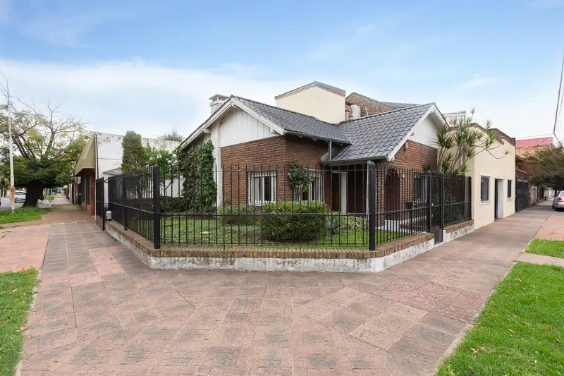 Casa en venta · Caseros, Tres de Febrero, GBA Oeste, Provincia de Buenos Aires