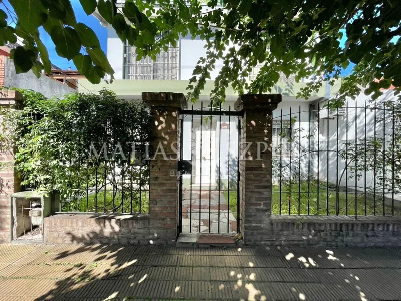 Casa en venta · Castelar Norte, Castelar, Morón, GBA Oeste, Provincia de Buenos Aires