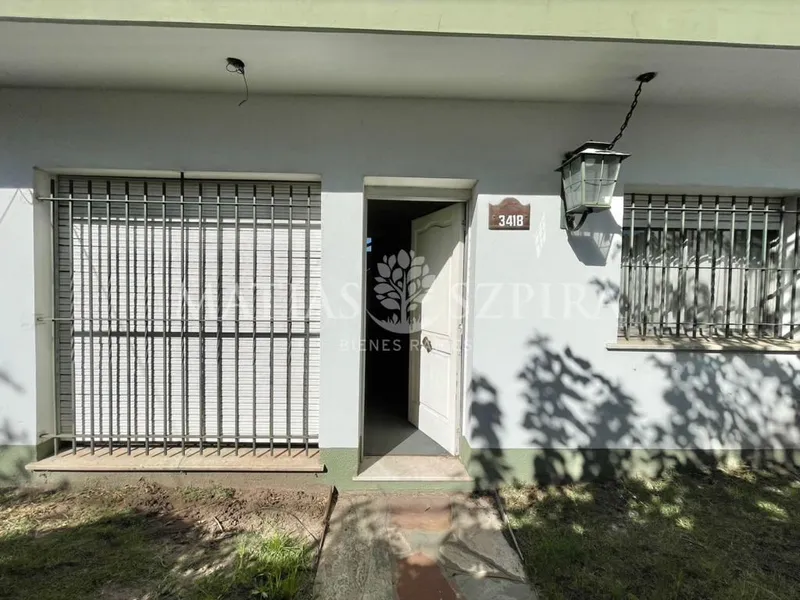 Casa en venta · Castelar Norte, Castelar, Morón, GBA Oeste, Provincia de Buenos Aires