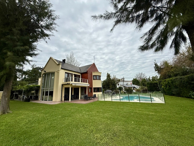Casa en venta · Francisco Alvarez, Moreno, GBA Oeste, Provincia de Buenos Aires