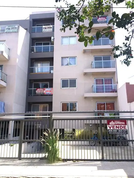 Cochera en alquiler · Morón, GBA Oeste, Provincia de Buenos Aires