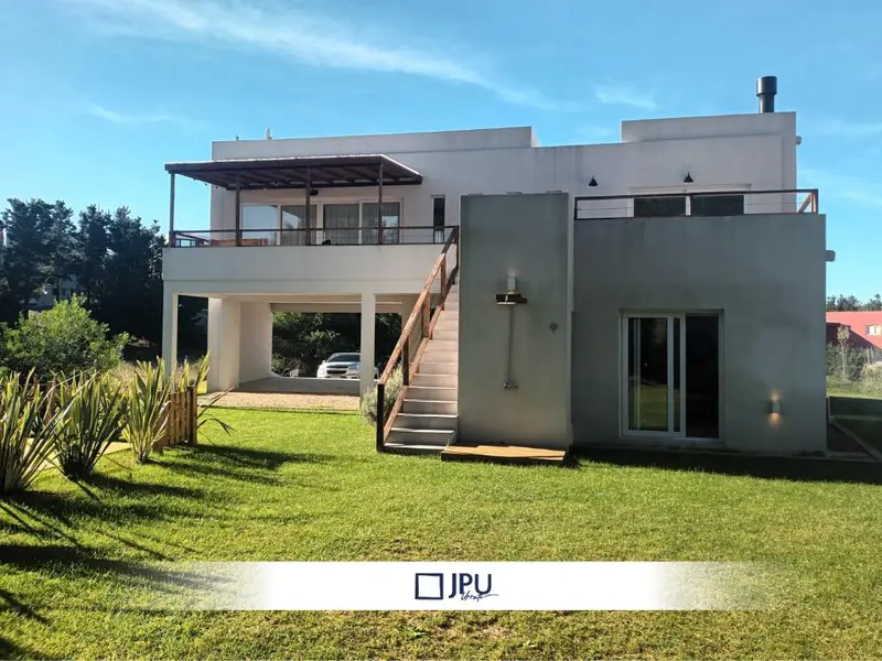 Casa en venta · Costa Esmeralda, Punta Medanos, La Costa, Costa Atlántica, Provincia de Buenos Aires