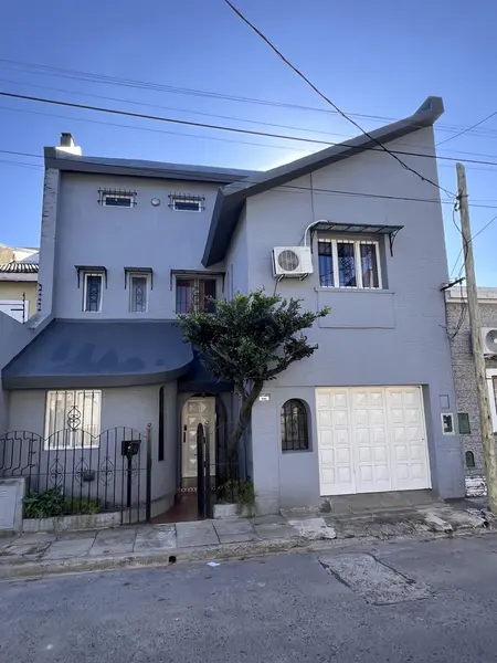 Casa en venta · Villa Sarmiento, Morón, GBA Oeste, Provincia de Buenos Aires