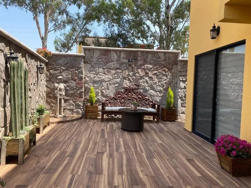 Casa en venta · Fraccionamiento Zirándaro, San Miguel de Allende, Guanajuato Casa en venta · Fraccionamiento Zirándaro, San Miguel de Allende, Guanajuato