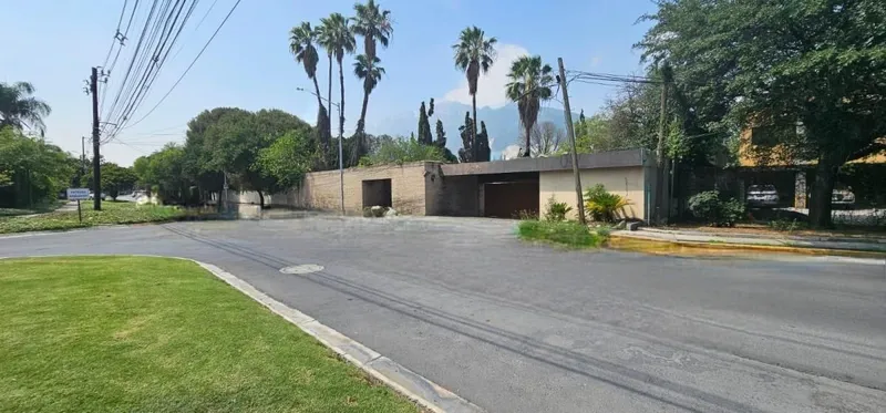 Casa en venta · Zona de Los Callejones, San Pedro Garza García, Nuevo León