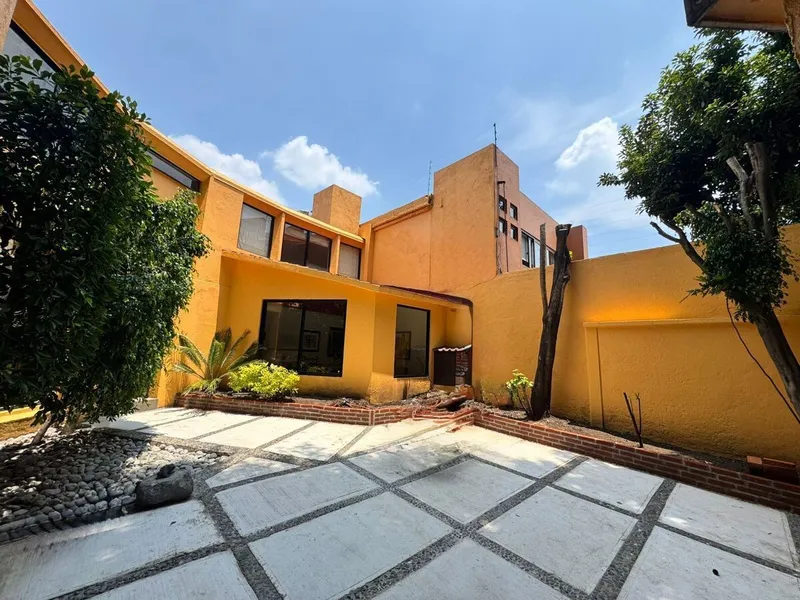 Casa en venta · Lomas de La Herradura, Huixquilucan, Estado de México Casa en venta · Lomas de La Herradura, Huixquilucan, Estado de México