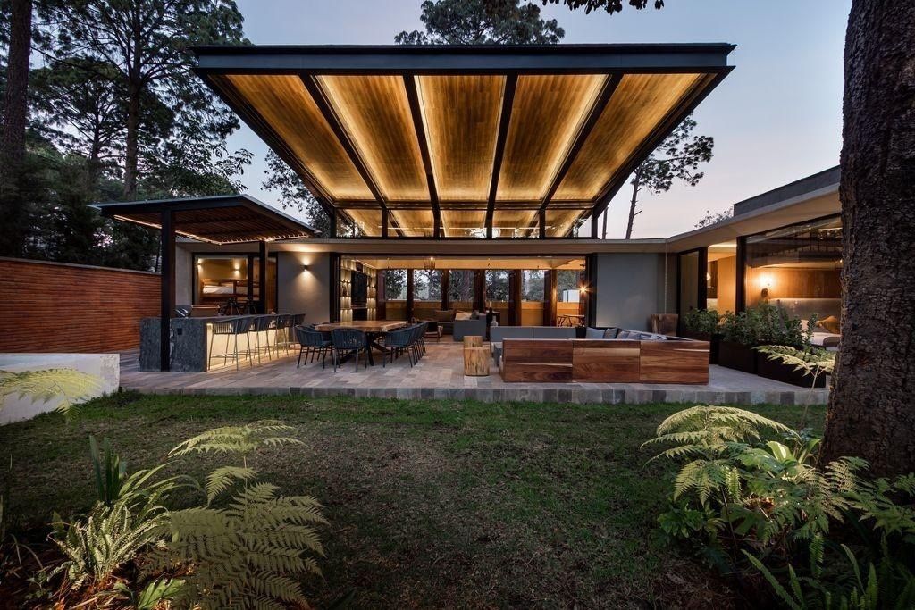 Casa en venta · Avándaro, Valle de Bravo, Estado de México Casa en venta · Avándaro, Valle de Bravo, Estado de México