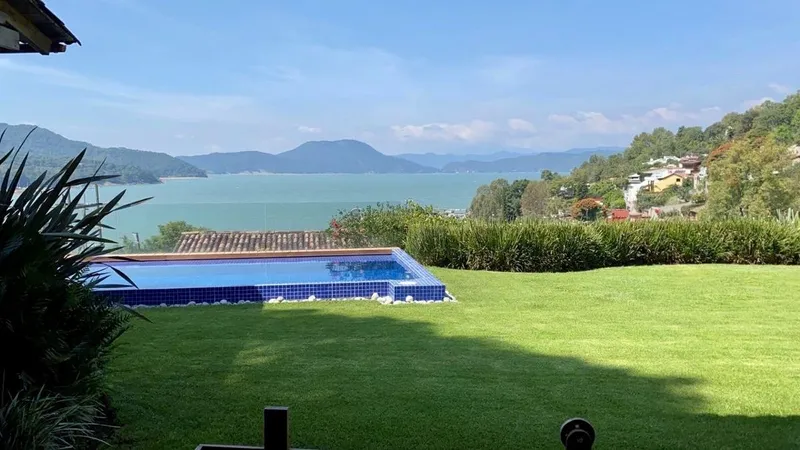 Casa en venta · Avándaro, Valle de Bravo, Estado de México
