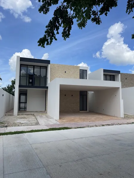 Casa en venta · Cholul, Mérida, Yucatán Casa en venta · Cholul, Mérida, Yucatán