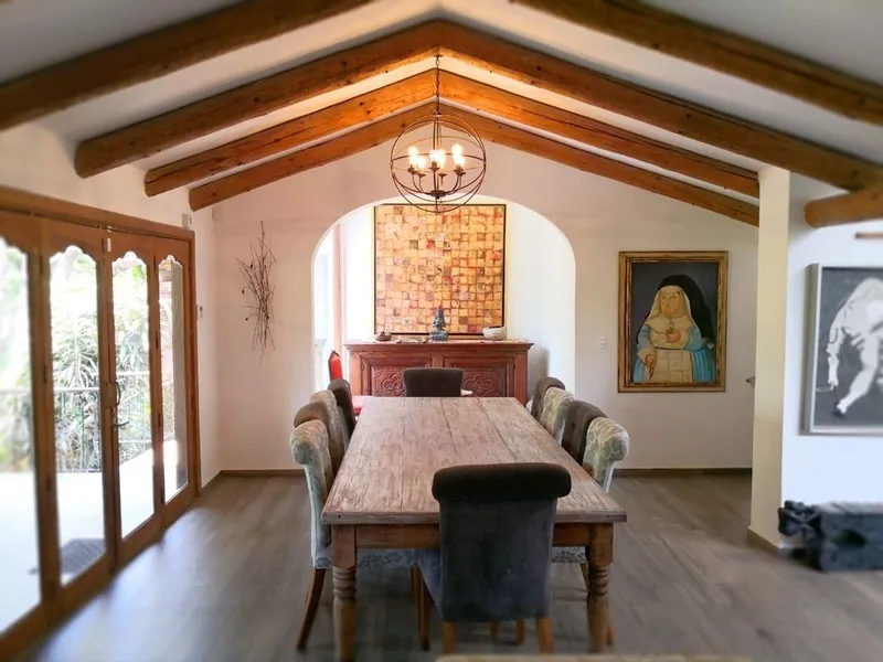 Casa en venta · Jardines de Ahuatepec, Cuernavaca, Morelos Casa en venta · Jardines de Ahuatepec, Cuernavaca, Morelos