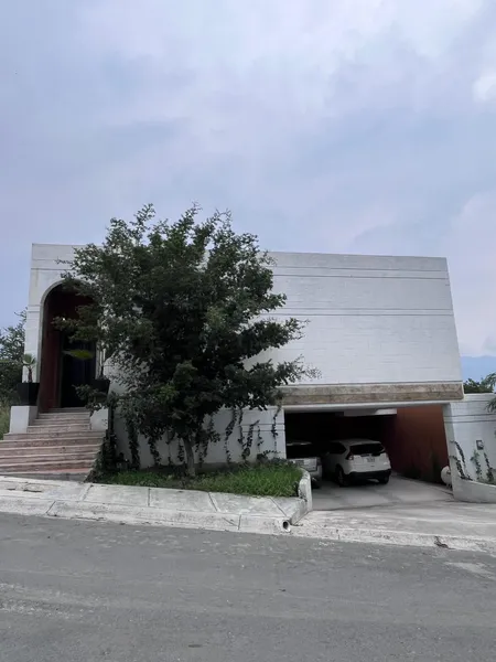 Casa en venta · Bosques de las Misiones Sector Magnolia, Santiago, Nuevo León