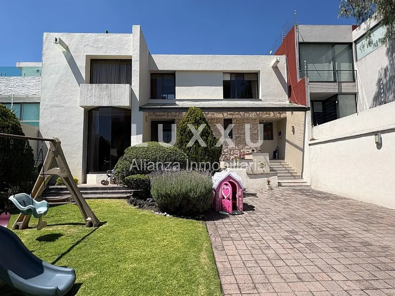 Casa en venta · Lomas de Tecamachalco Sección Bosques I y II, Huixquilucan, Estado de México Casa en venta · Lomas de Tecamachalco Sección Bosques I y II, Huixquilucan, Estado de México