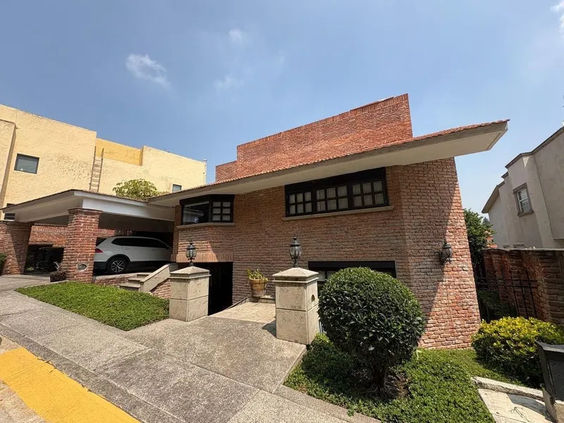 Casa en venta · Interlomas, Huixquilucan, Estado de México Casa en venta · Interlomas, Huixquilucan, Estado de México