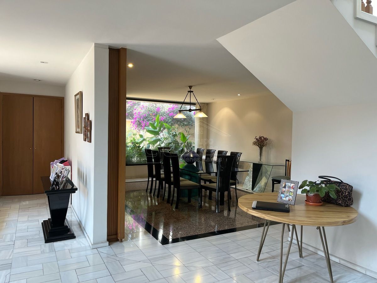 Casa en venta · Lomas de Tecamachalco Sección Bosques I y II, Huixquilucan, Estado de México