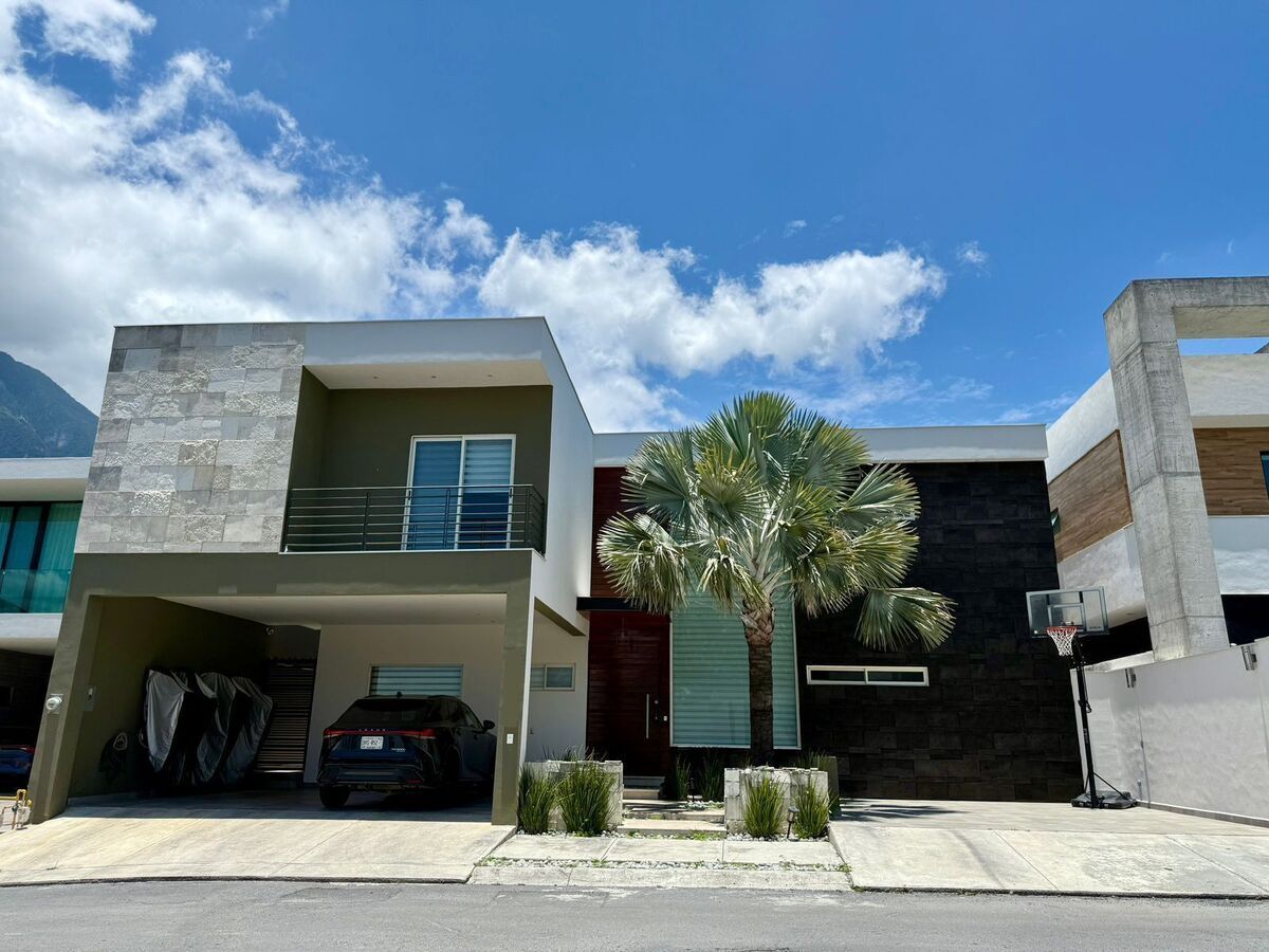 Casa en venta · Sierra Alta, Monterrey, Nuevo León