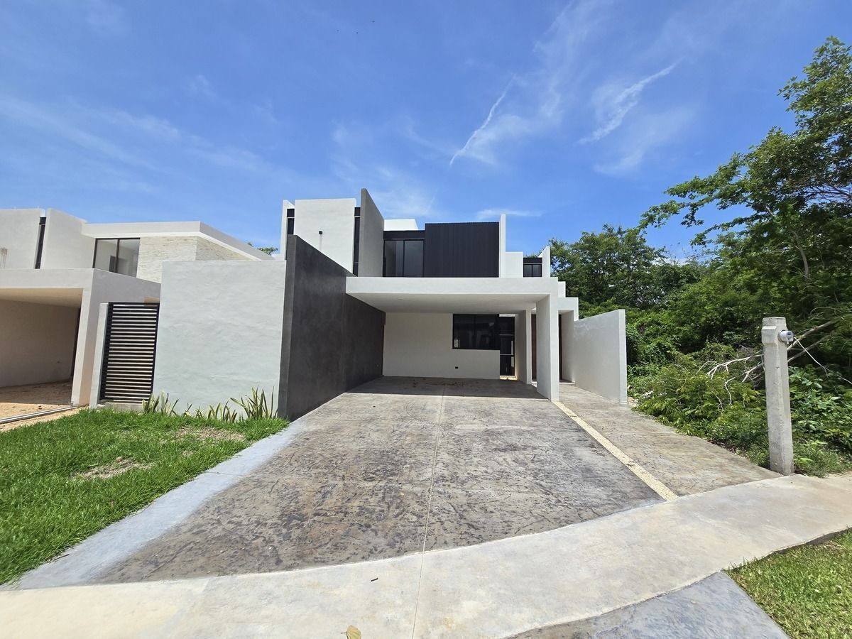 Casa en venta · Cholul, Mérida, Yucatán Casa en venta · Cholul, Mérida, Yucatán
