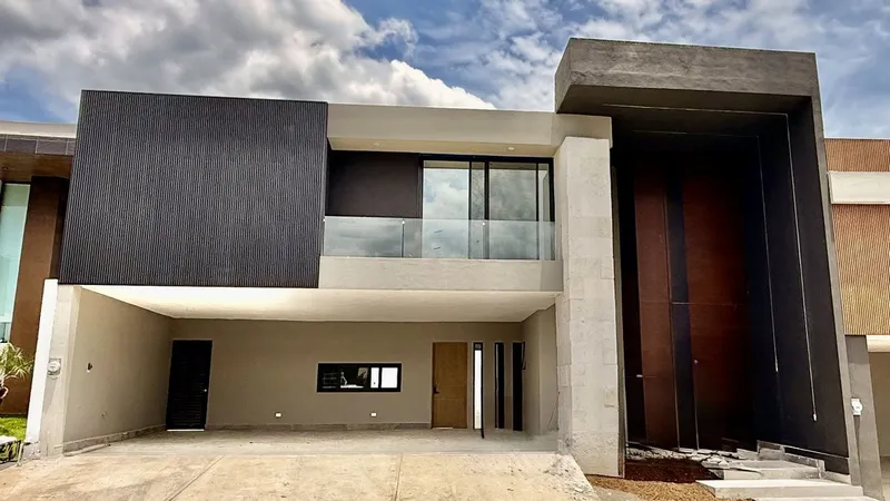 Casa en venta · Bosques de las Misiones Sector Encino, Santiago, Nuevo León Casa en venta · Bosques de las Misiones Sector Encino, Santiago, Nuevo León