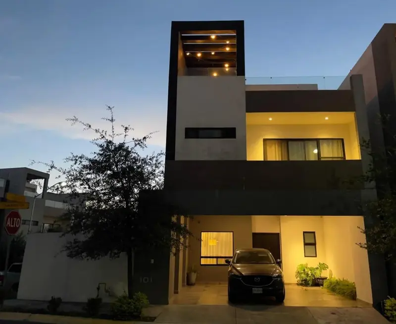 Casa en venta · Cumbres San Agustín, Monterrey, Nuevo León