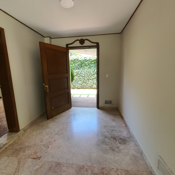 Casa en venta · Real de las Lomas, Miguel Hidalgo, Ciudad de México Casa en venta · Real de las Lomas, Miguel Hidalgo, Ciudad de México
