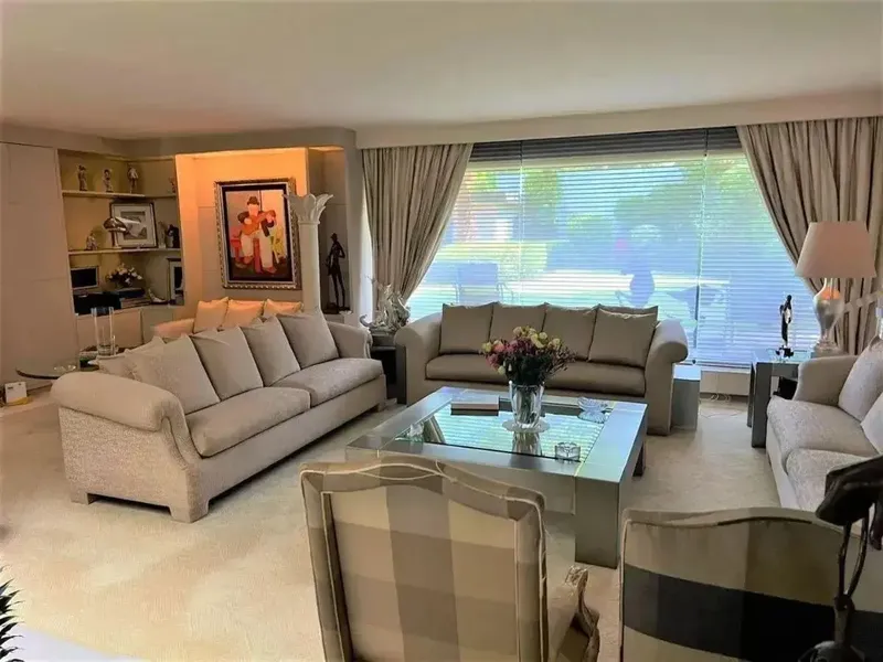Casa en venta · Bosque de las Lomas, Miguel Hidalgo, Ciudad de México Casa en venta · Bosque de las Lomas, Miguel Hidalgo, Ciudad de México