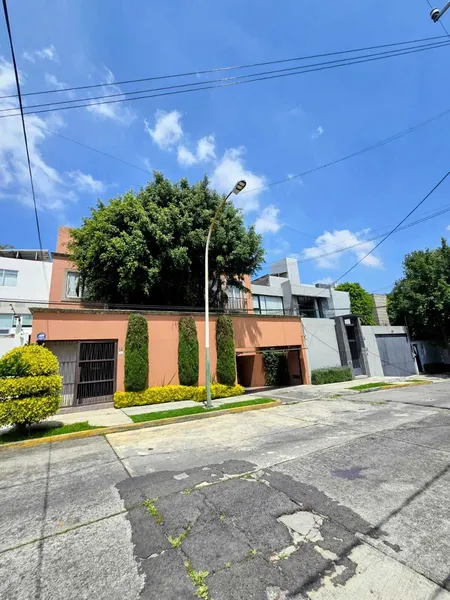 Casa en venta · Lomas de Tecamachalco, Naucalpan de Juárez, Estado de México