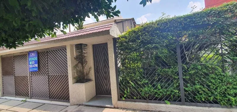 Casa en venta · Ciudad Satélite, Naucalpan de Juárez, Estado de México