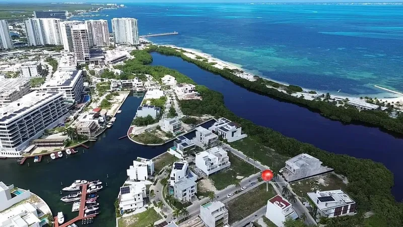 Lote en venta · Puerto Cancún, Cancún, Benito Juárez, Quintana Roo Lote en venta · Puerto Cancún, Cancún, Benito Juárez, Quintana Roo