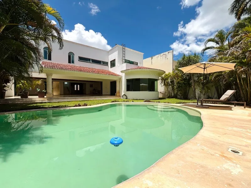 Casa en venta · Montebello, Mérida, Yucatán