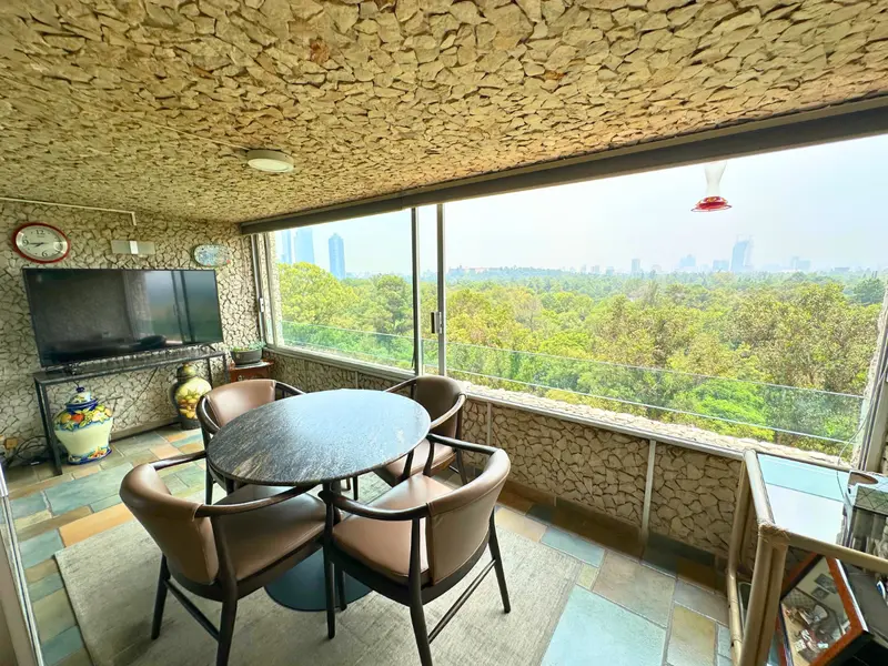 Departamento en venta · Lomas de Chapultepec VIII Sección, Lomas de Chapultepec, Chapultepec, Miguel Hidalgo, Ciudad de México Departamento en venta · Lomas de Chapultepec VIII Sección, Lomas de Chapultepec, Chapultepec, Miguel Hidalgo, Ciudad de México