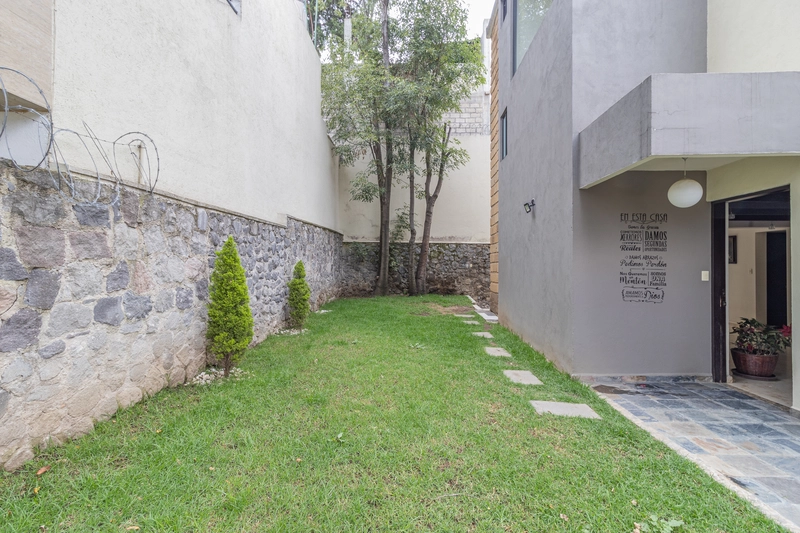 Casa en venta · San Bartolo Ameyalco, Álvaro Obregón, Ciudad de México