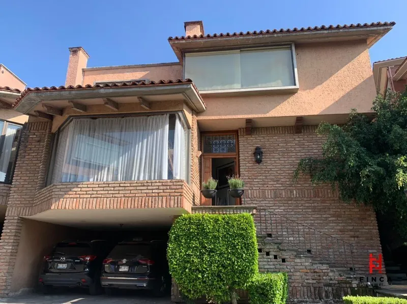 Casa en venta · Lomas de Tecamachalco, Naucalpan de Juárez, Estado de México