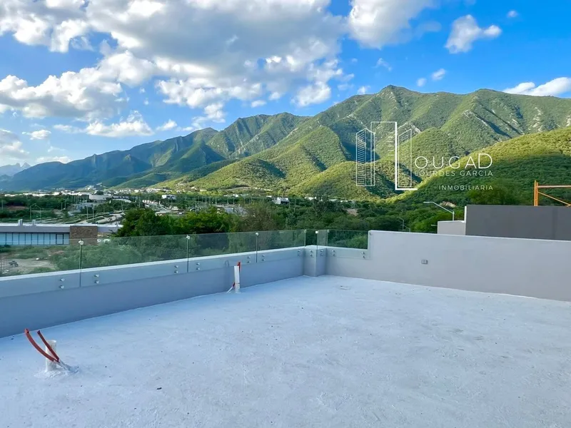 Casa en venta · Yerbaniz, Santiago, Nuevo León Casa en venta · Yerbaniz, Santiago, Nuevo León