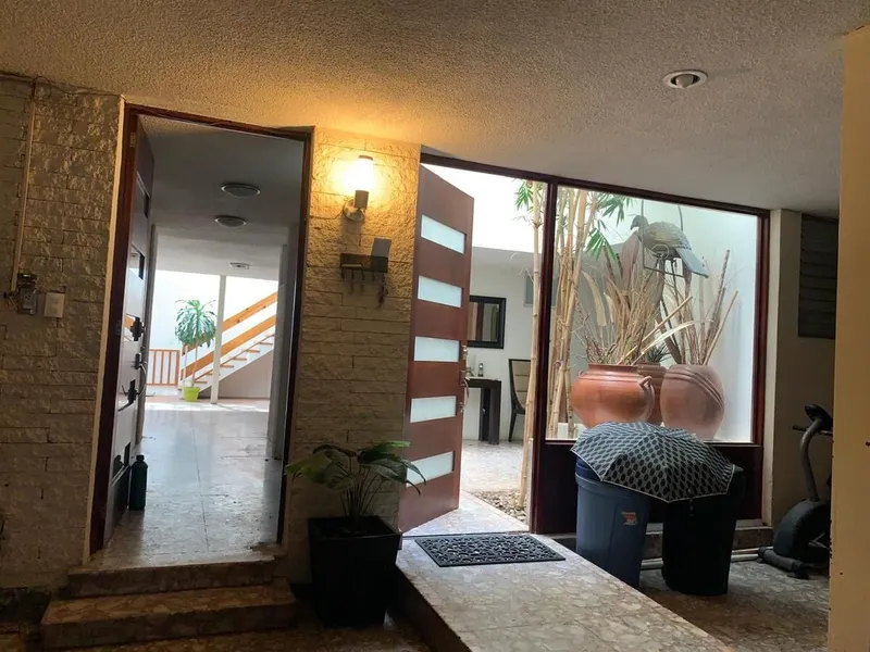 Casa en venta · Las Águilas, Álvaro Obregón, Ciudad de México Casa en venta · Las Águilas, Álvaro Obregón, Ciudad de México