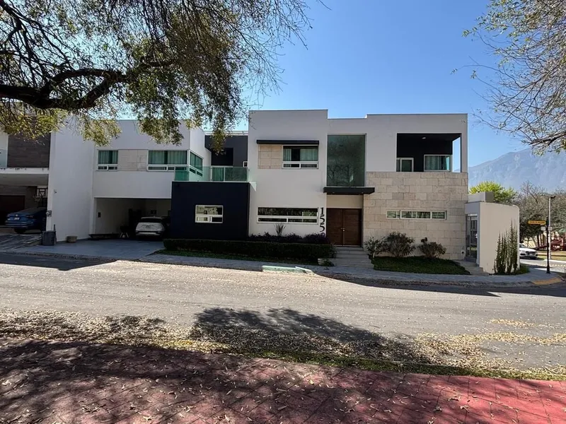 Casa en venta · Valle de Cristal, Monterrey, Nuevo León