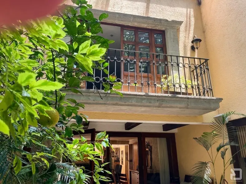 10 Patio.jpeg