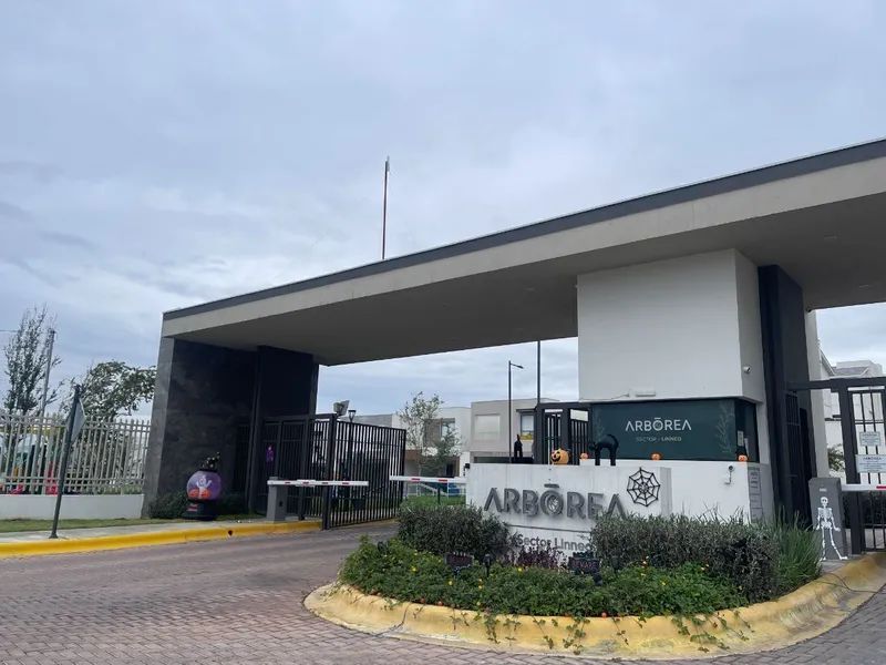 Casa en venta · Dominio Cumbres, García, Nuevo León
