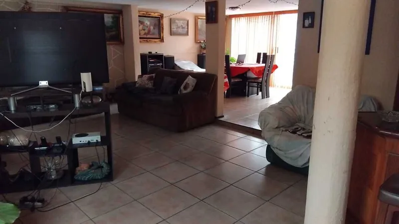 Casa en venta · Colón Echegaray, Naucalpan de Juárez, Estado de México Casa en venta · Colón Echegaray, Naucalpan de Juárez, Estado de México