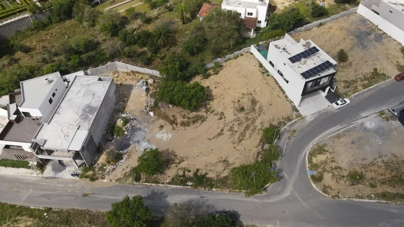 Lote en venta · Bosques de las Misiones Sector Encino, Santiago, Nuevo León Lote en venta · Bosques de las Misiones Sector Encino, Santiago, Nuevo León