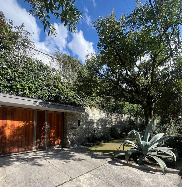 Casa en venta · Lomas de Chapultepec IV Sección, Lomas de Chapultepec, Chapultepec, Miguel Hidalgo, Ciudad de México Casa en venta · Lomas de Chapultepec IV Sección, Lomas de Chapultepec, Chapultepec, Miguel Hidalgo, Ciudad de México