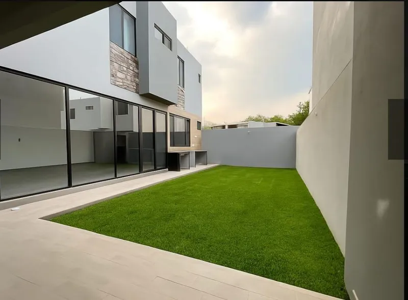 Casa en venta · Altares Residencial, Santiago, Nuevo León Casa en venta · Altares Residencial, Santiago, Nuevo León