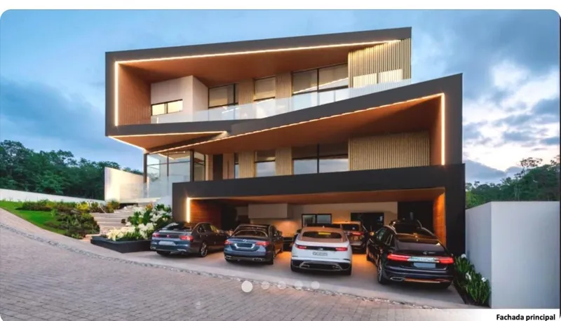Casa en venta · Ampliación Jardines de San Agustín 3er Sector, San Pedro Garza García, Nuevo León