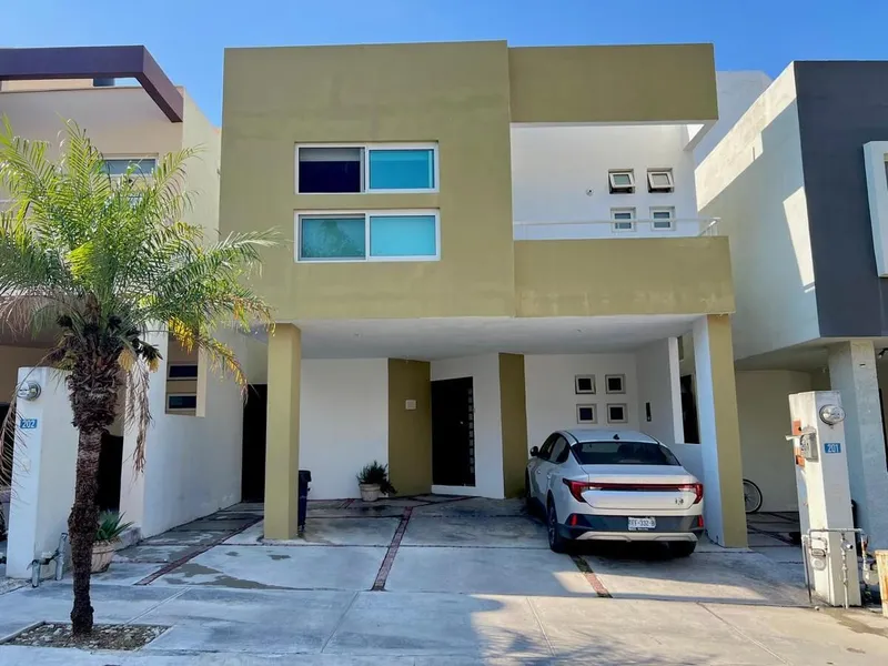 Casa en venta · Instituto Tecnológico de Estudios Superiores de Monterrey, Monterrey, Nuevo León