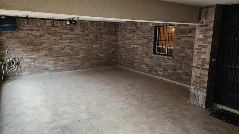 Casa en venta · Country Sol, Guadalupe, Nuevo León
