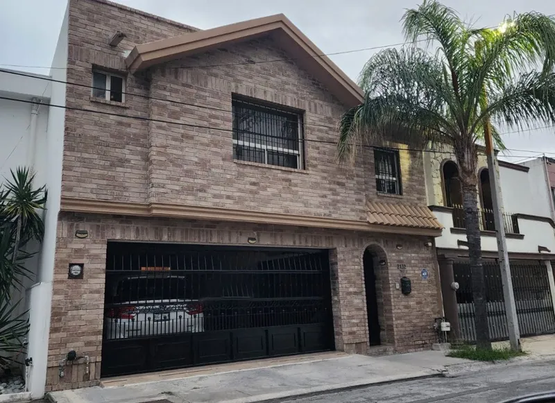 Casa en venta · Country Sol, Guadalupe, Nuevo León